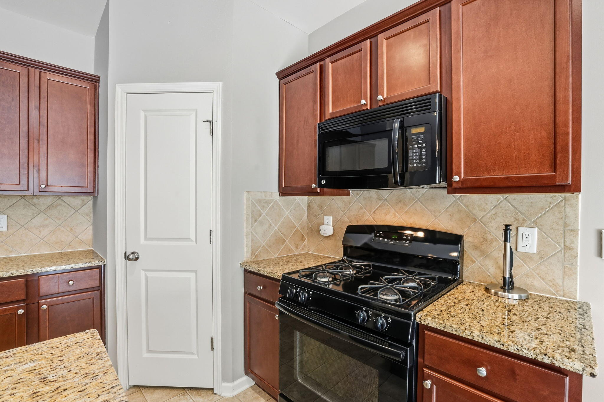 3720 Blackjack Road Ladson, SC 29456 - Photo 11 of 26 11-web-or-mls-011_DSC05560_1