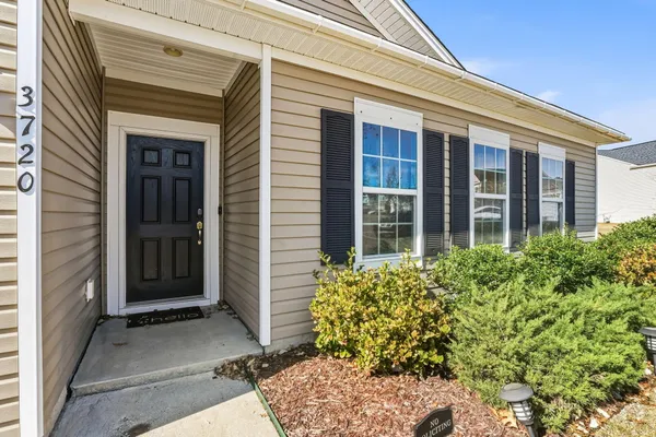 $2,300 | 3720 Blackjack Road, Ladson, SC 29456