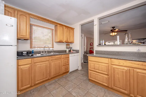 $199,000 | 4302 Pascagoula Street, Pascagoula, MS 39567