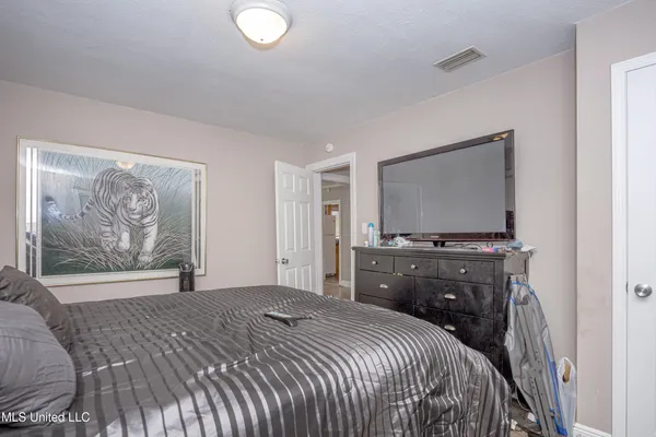 $199,000 | 4302 Pascagoula Street, Pascagoula, MS 39567