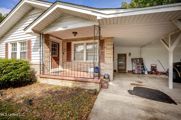 $199,000 | 4302 Pascagoula Street, Pascagoula, MS 39567