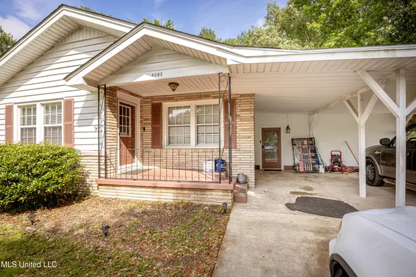 $199,000 | 4302 Pascagoula Street, Pascagoula, MS 39567