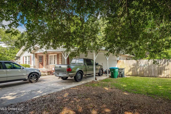 $199,000 | 4302 Pascagoula Street, Pascagoula, MS 39567