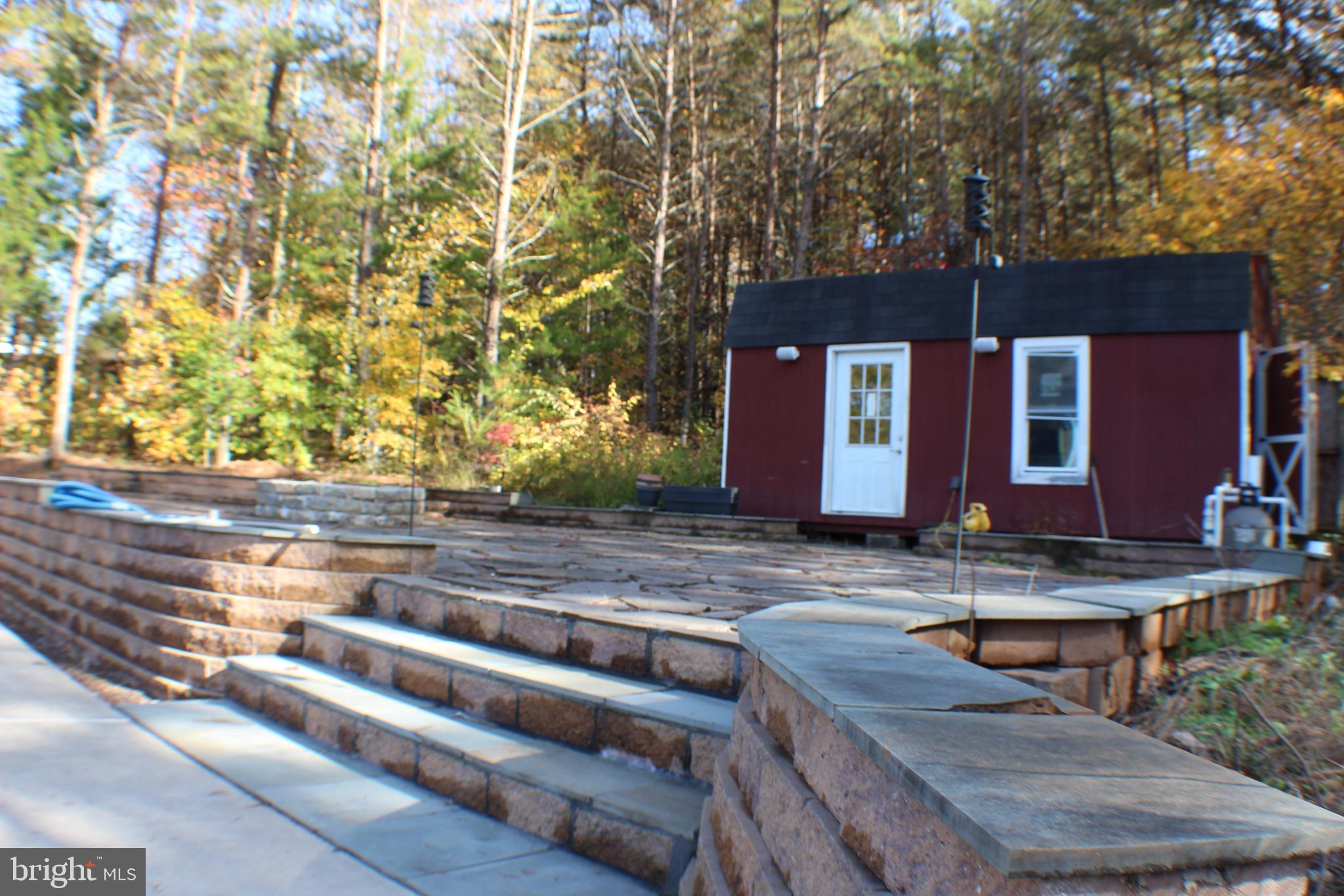 26329 Old Mill Road Unionville, VA 22567 - Photo 29 of 64 Pool/Patio