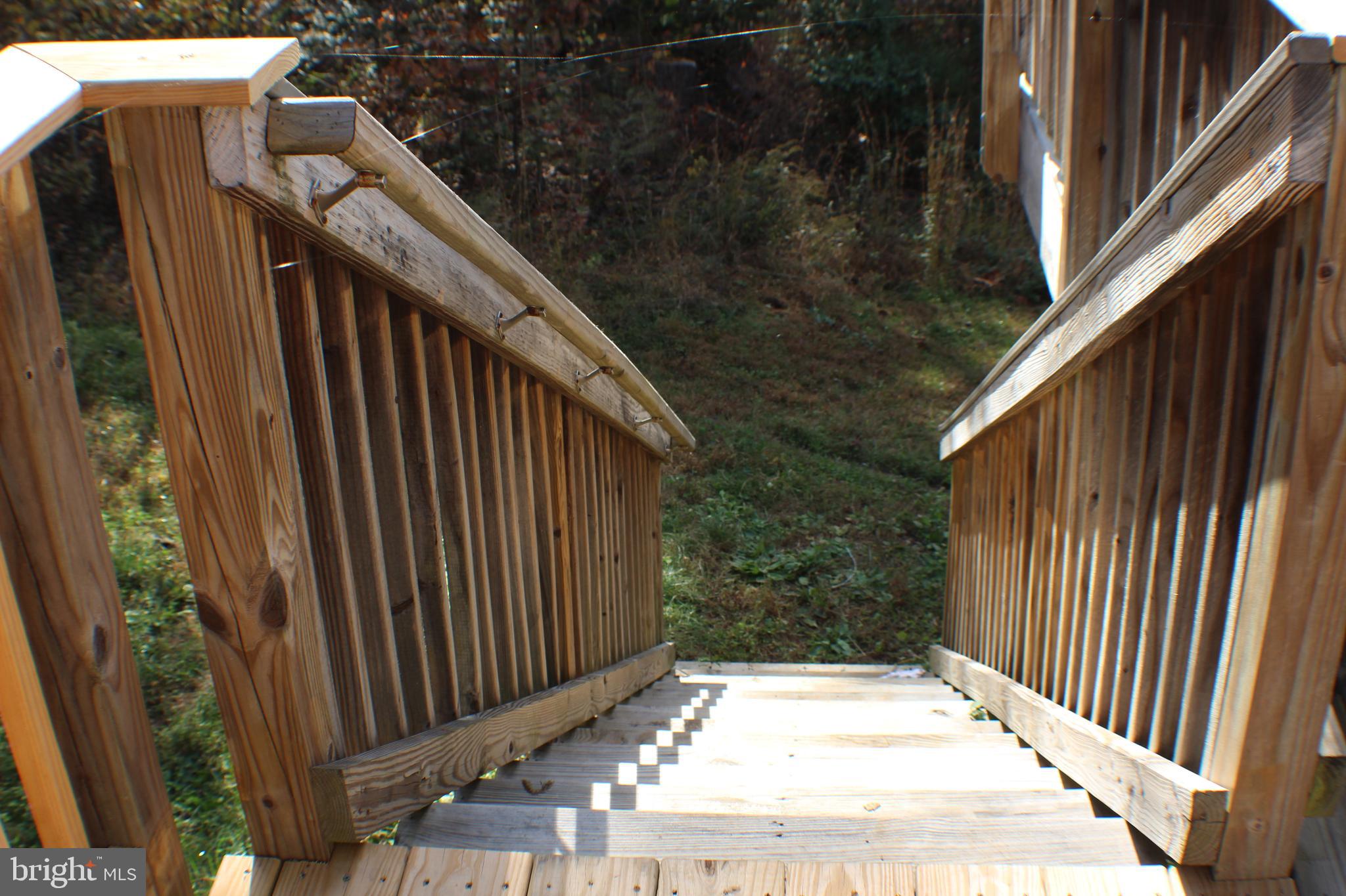 26329 Old Mill Road Unionville, VA 22567 - Photo 31 of 64 Deck