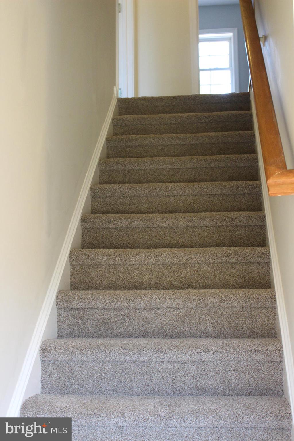 26329 Old Mill Road Unionville, VA 22567 - Photo 43 of 64 Stairs to Bedroom level
