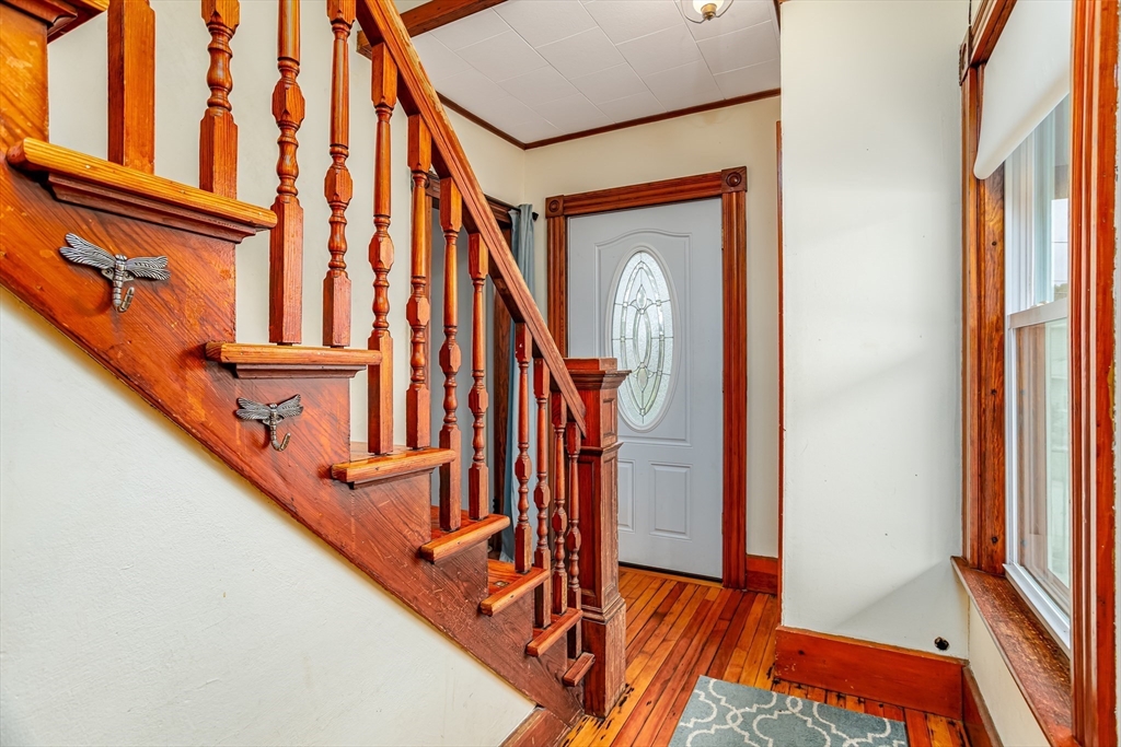 54 Charles Street Gardner, MA 01440 - Photo 19 of 40 a view of entryway