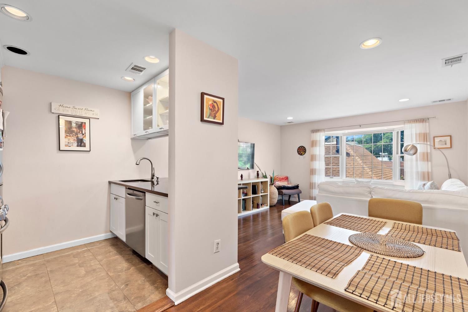 456 9th Street, Unit 34 Hoboken, NJ 07030 - Photo 7 of 18