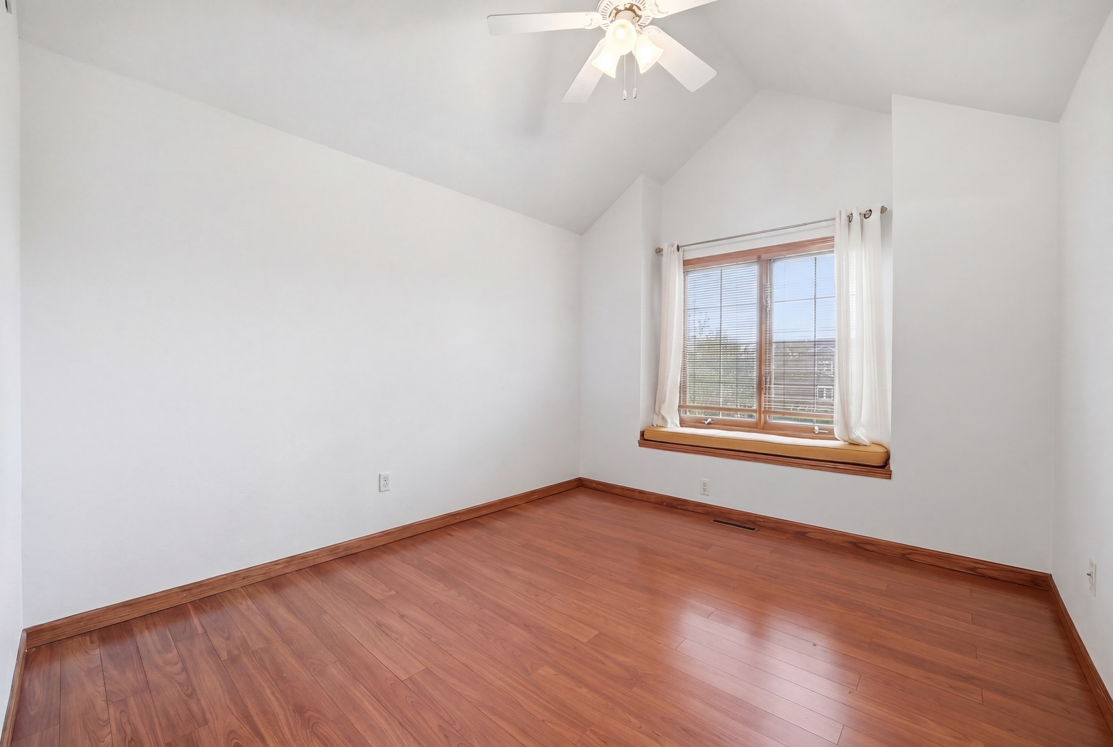 11497 Ridgecrest Drive Roscoe, IL 61073 - Photo 22 of 54