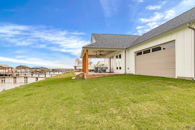 $930,000 | 9937 Island Road, Ventress, LA 70783