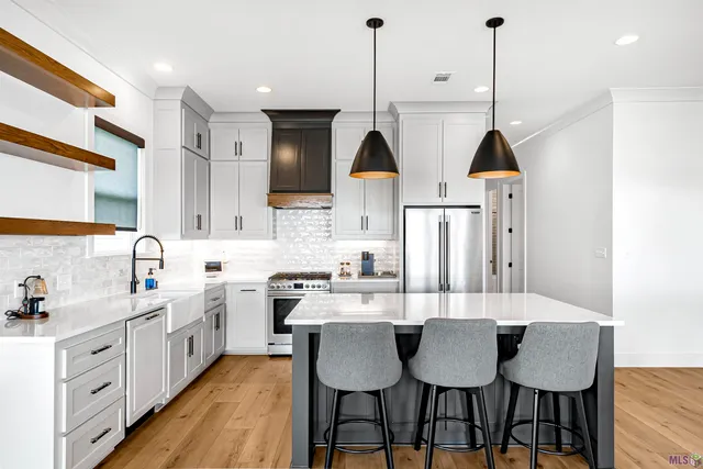 $930,000 | 9937 Island Road, Ventress, LA 70783