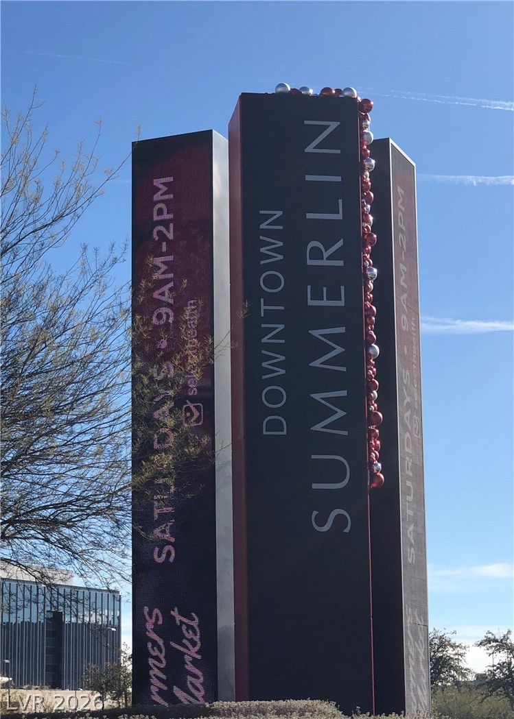 10959 Pumpkin Ridge Avenue Las Vegas, NV 89135 - Photo 49 of 51 Downtown Summerlin offers an array of restaurants, stores, entertainment, cinema and more. This is located only few minutes from 10959 Pumpkin Ridge Ave LV NV 89135