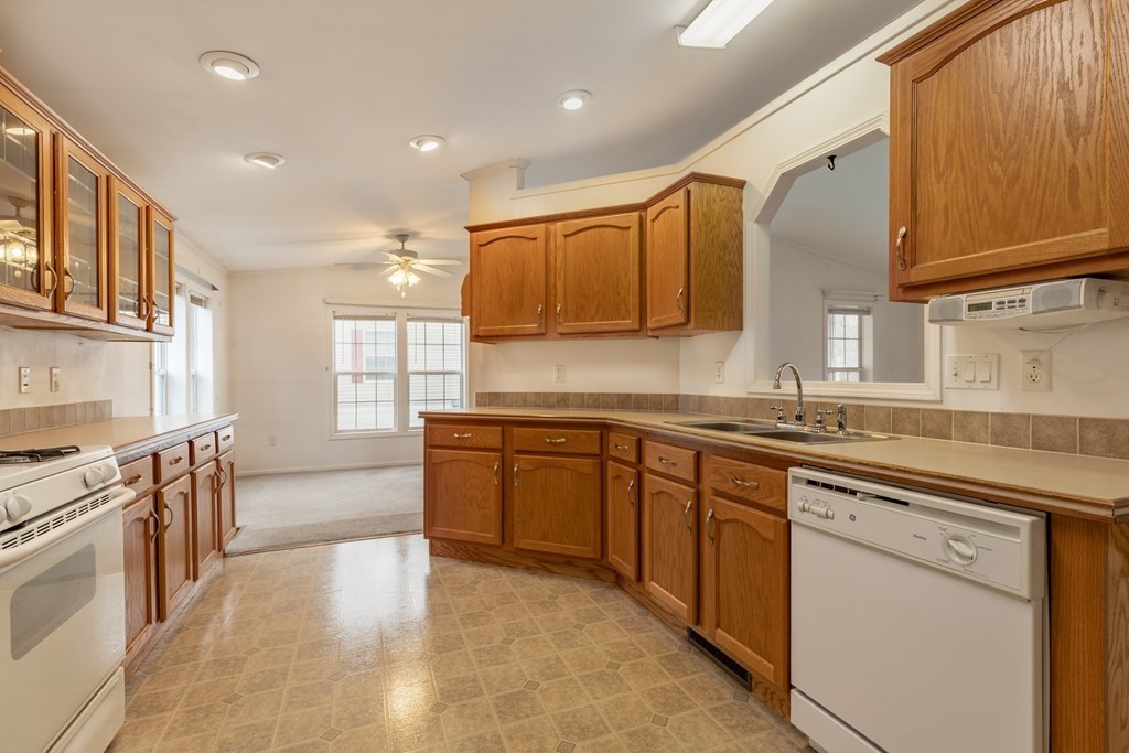 39 George's Loop Raynham, MA 02767 - Photo 24 of 41 Gallery Image 24