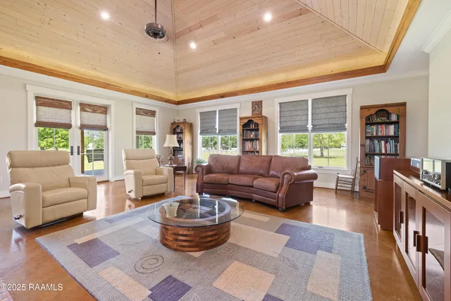 $800,000 | 200 Equipment Lane, Carencro, LA 70520