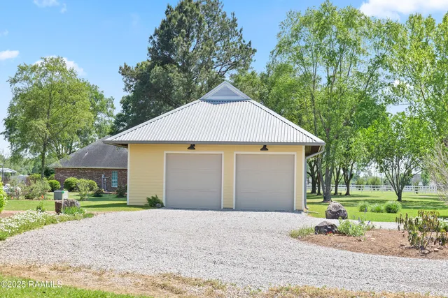 $800,000 | 200 Equipment Lane, Carencro, LA 70520