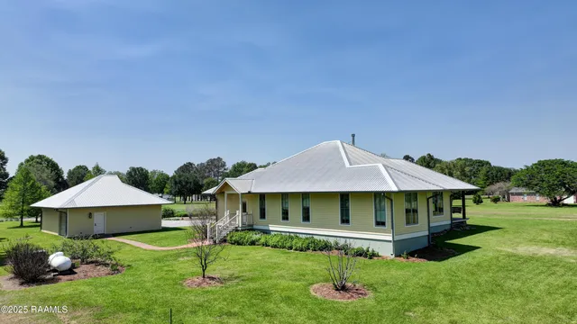 $800,000 | 200 Equipment Lane, Carencro, LA 70520