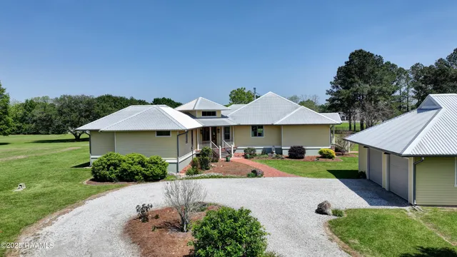 $800,000 | 200 Equipment Lane, Carencro, LA 70520