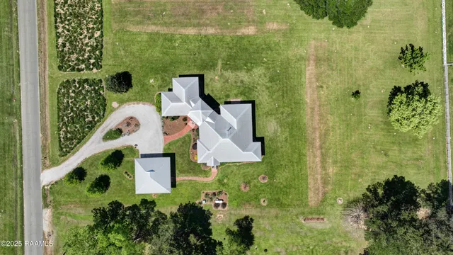 $800,000 | 200 Equipment Lane, Carencro, LA 70520