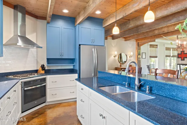 $800,000 | 200 Equipment Lane, Carencro, LA 70520