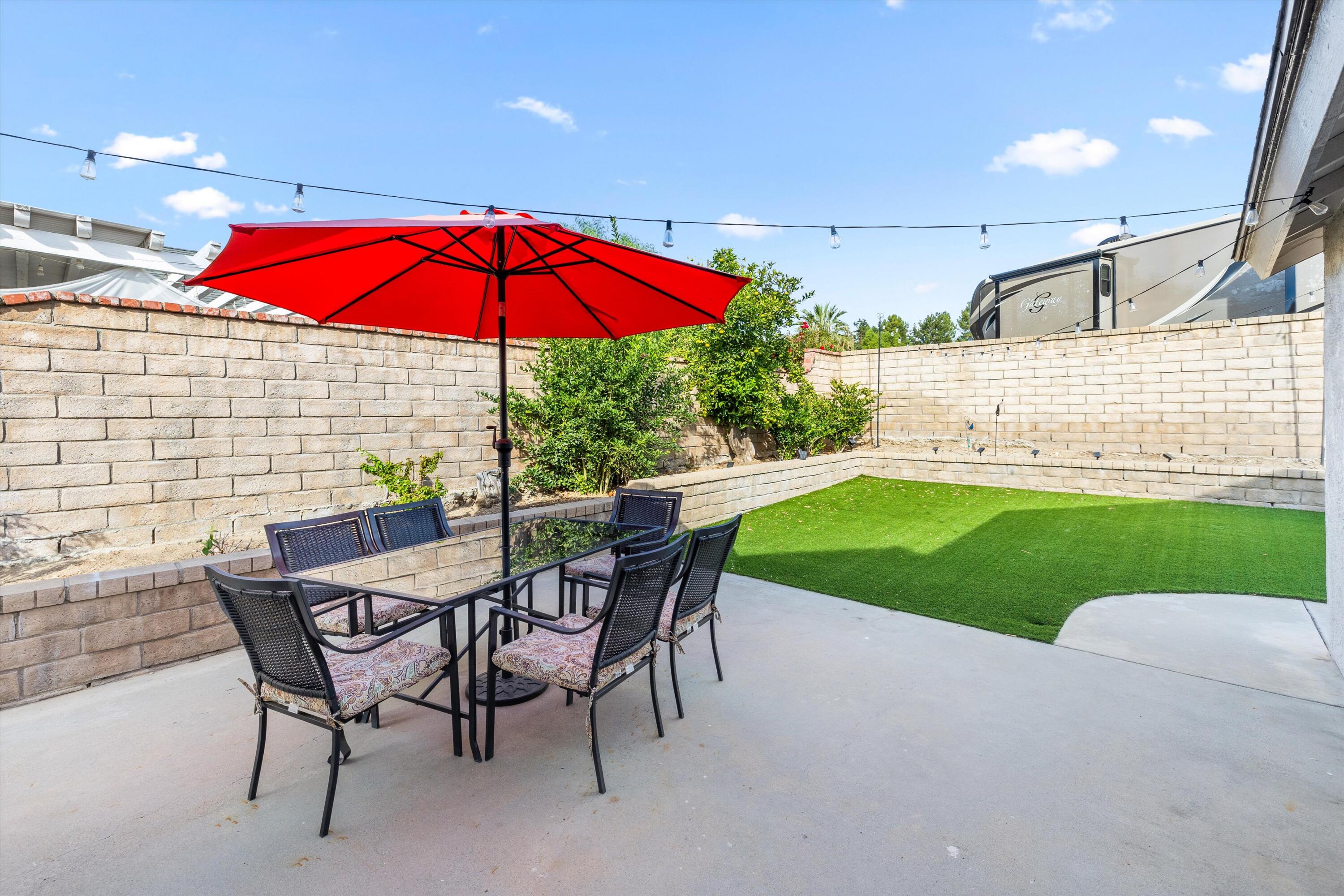 28475 Victoria Road Castaic, CA 91384 - Photo 27 of 39 24-C59A0348
