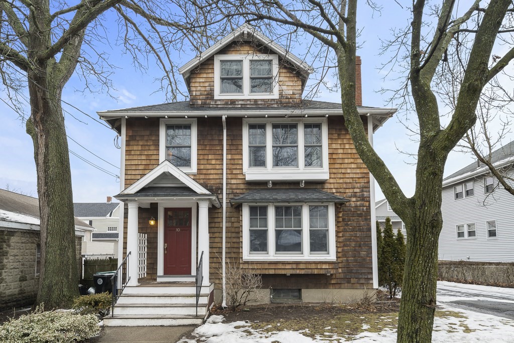 10-12 Upland Road, Unit 2 Belmont, MA 02478 - Photo 1 of 31 Gallery Image 1