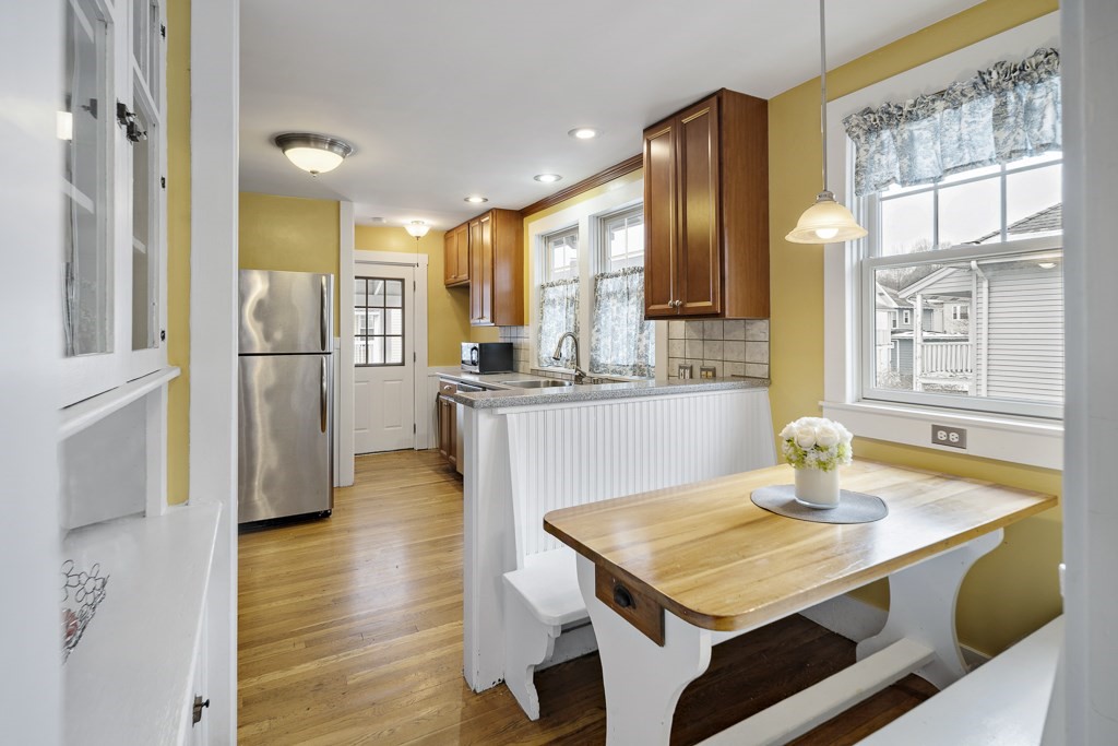 10-12 Upland Road, Unit 2 Belmont, MA 02478 - Photo 13 of 31 Gallery Image 13