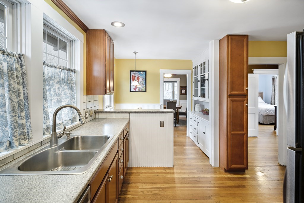 10-12 Upland Road, Unit 2 Belmont, MA 02478 - Photo 16 of 31 Gallery Image 16