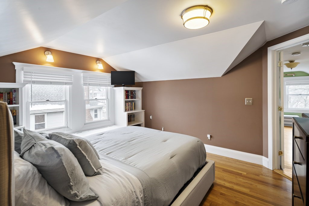 10-12 Upland Road, Unit 2 Belmont, MA 02478 - Photo 24 of 31 Gallery Image 24