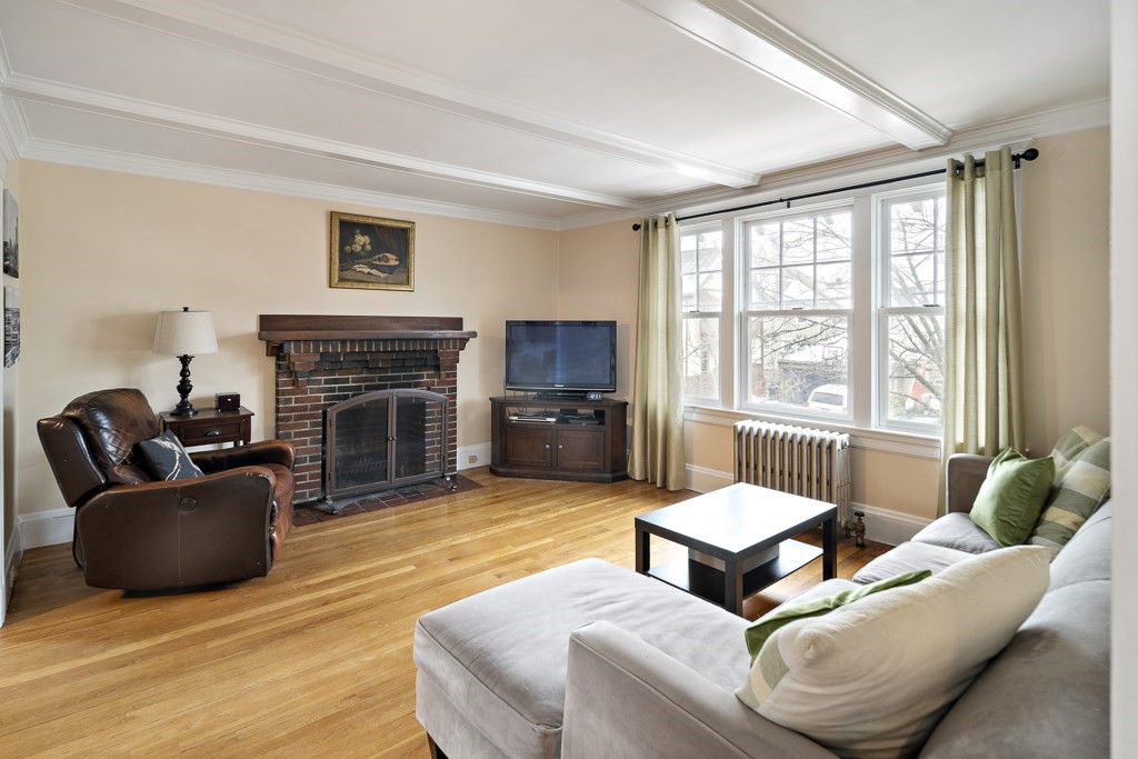 10-12 Upland Road, Unit 2 Belmont, MA 02478 - Photo 6 of 31 Gallery Image 6