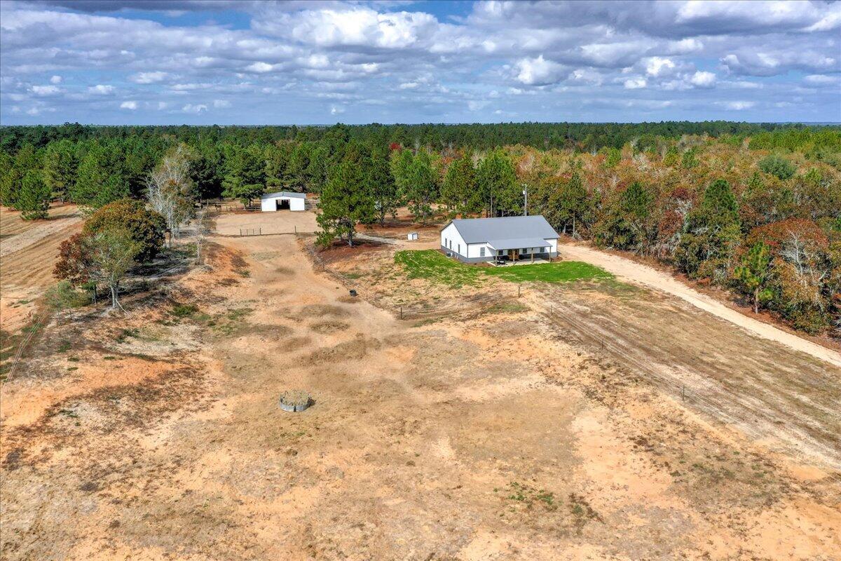207 Bonnett Road Williston, SC 29853 - Photo 12 of 75 12