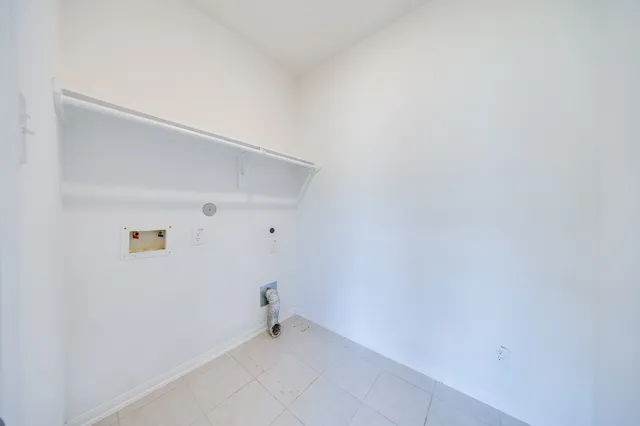 a view of a backyard with a small cabin