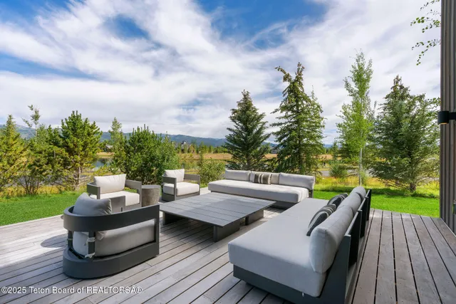 $5,350,000 | 1070 Shasta Daisy Court, Driggs, ID 83422