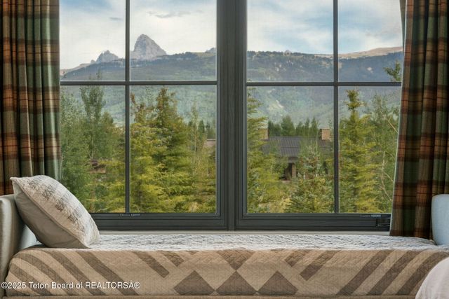 $5,350,000 | 1070 Shasta Daisy Court, Driggs, ID 83422