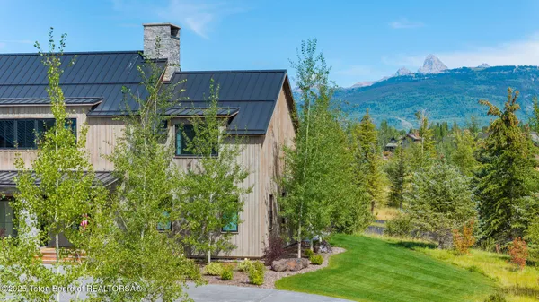 $5,350,000 | 1070 Shasta Daisy Court, Driggs, ID 83422