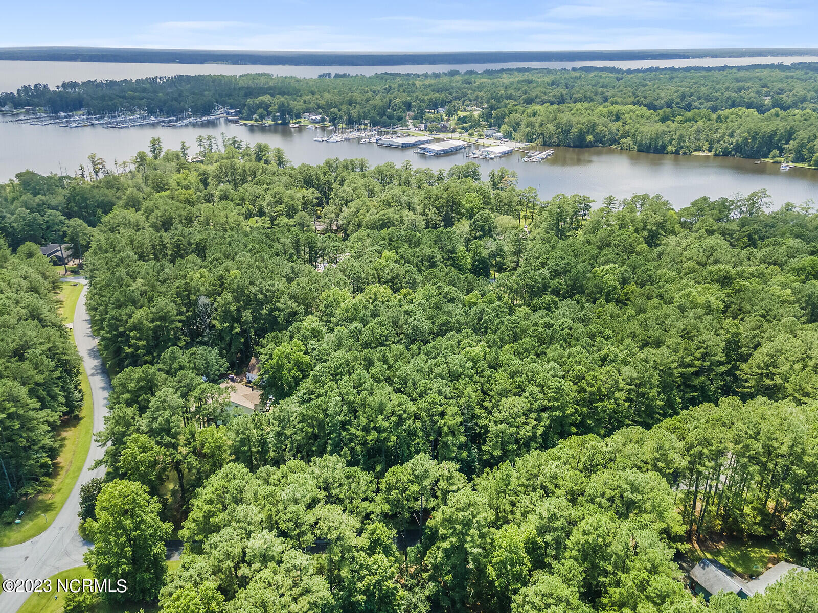 103 Pelican Bay Road Washington, NC 27889 - Photo 84 of 95 87_DJI_0172_mls