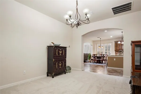 a view of livingroom with furniture