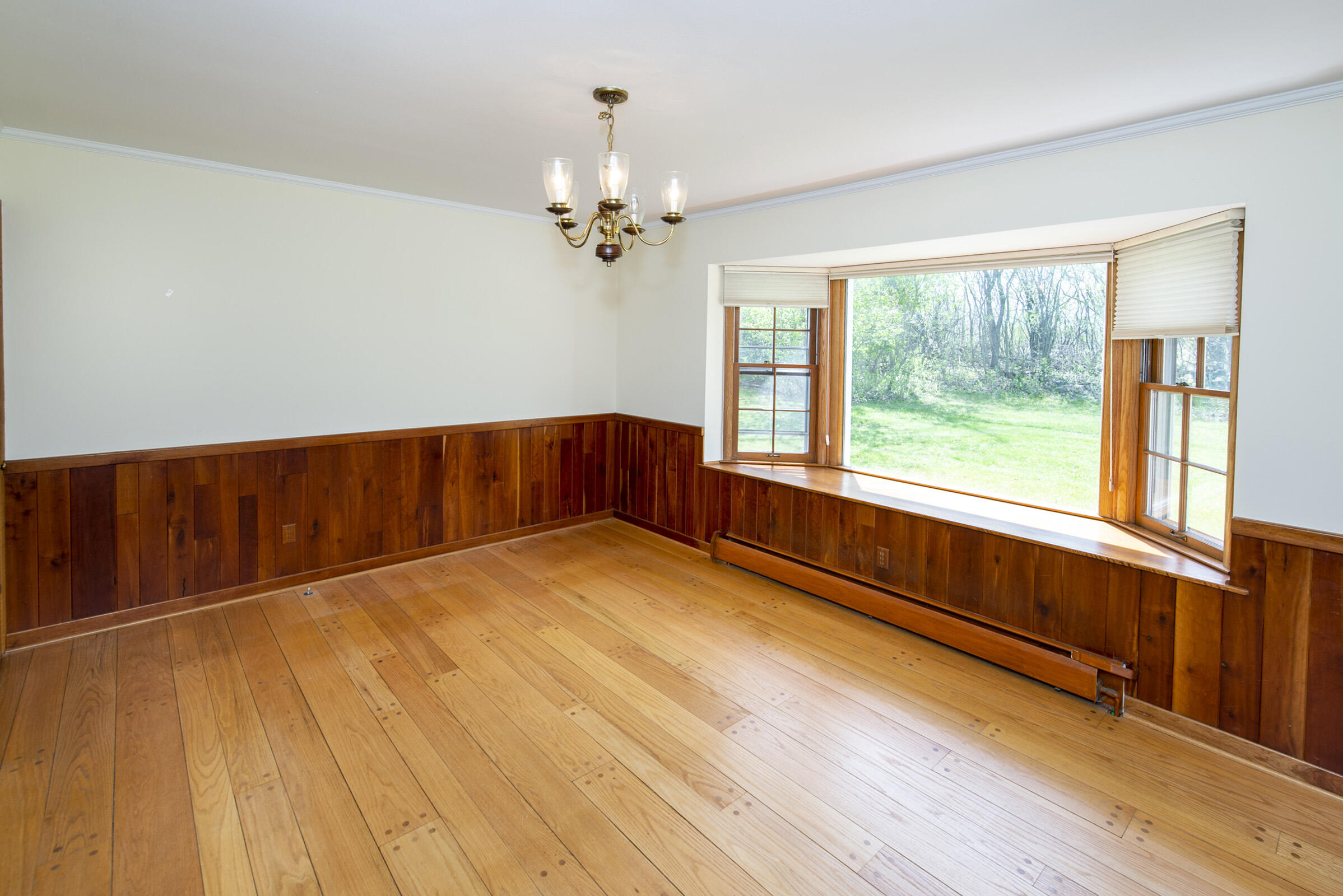 127 East Fox Dale Road Glendale, WI 53217 - Photo 18 of 79 Formal Dining Room