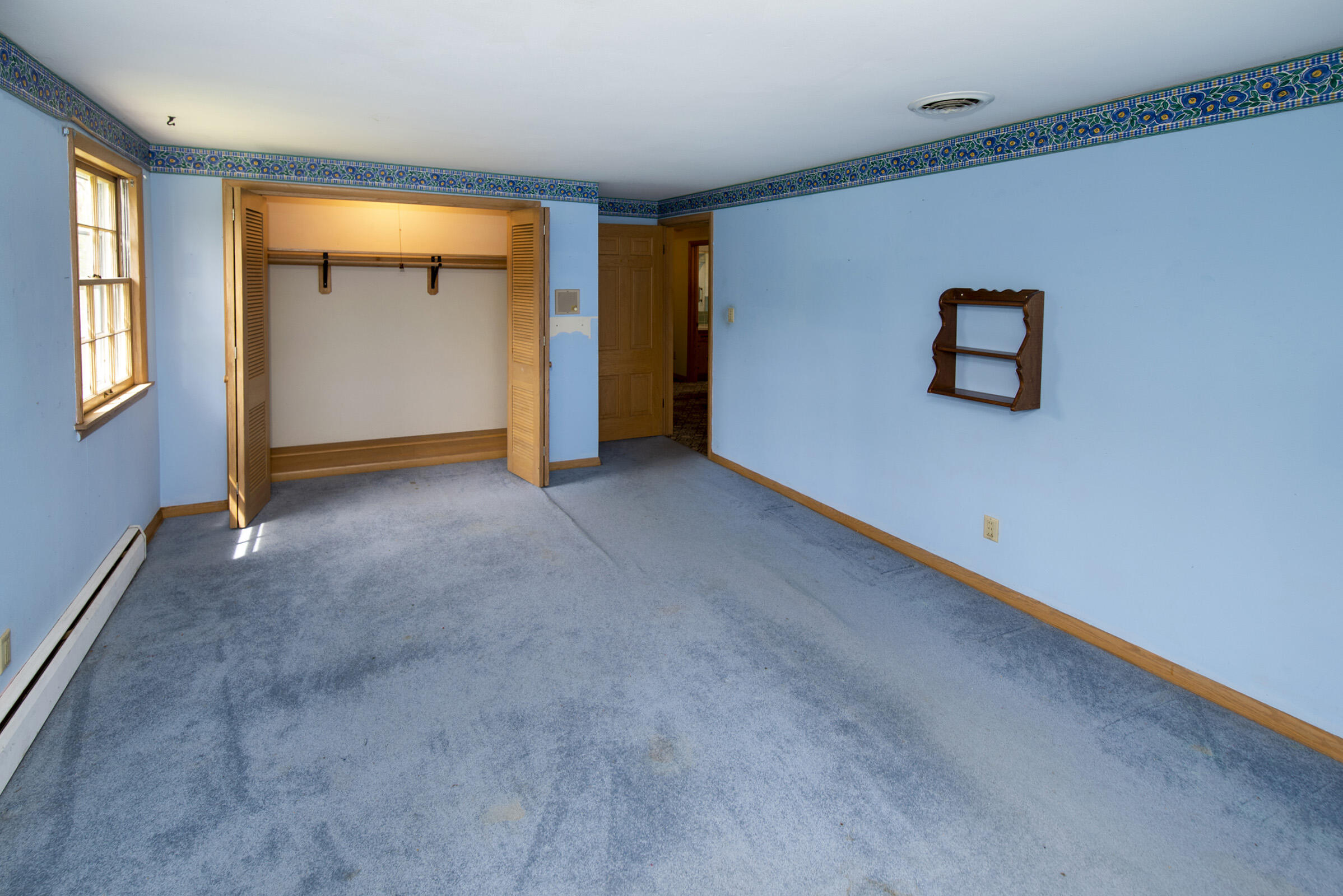 127 East Fox Dale Road Glendale, WI 53217 - Photo 43 of 79 Entry to BR & Closet View