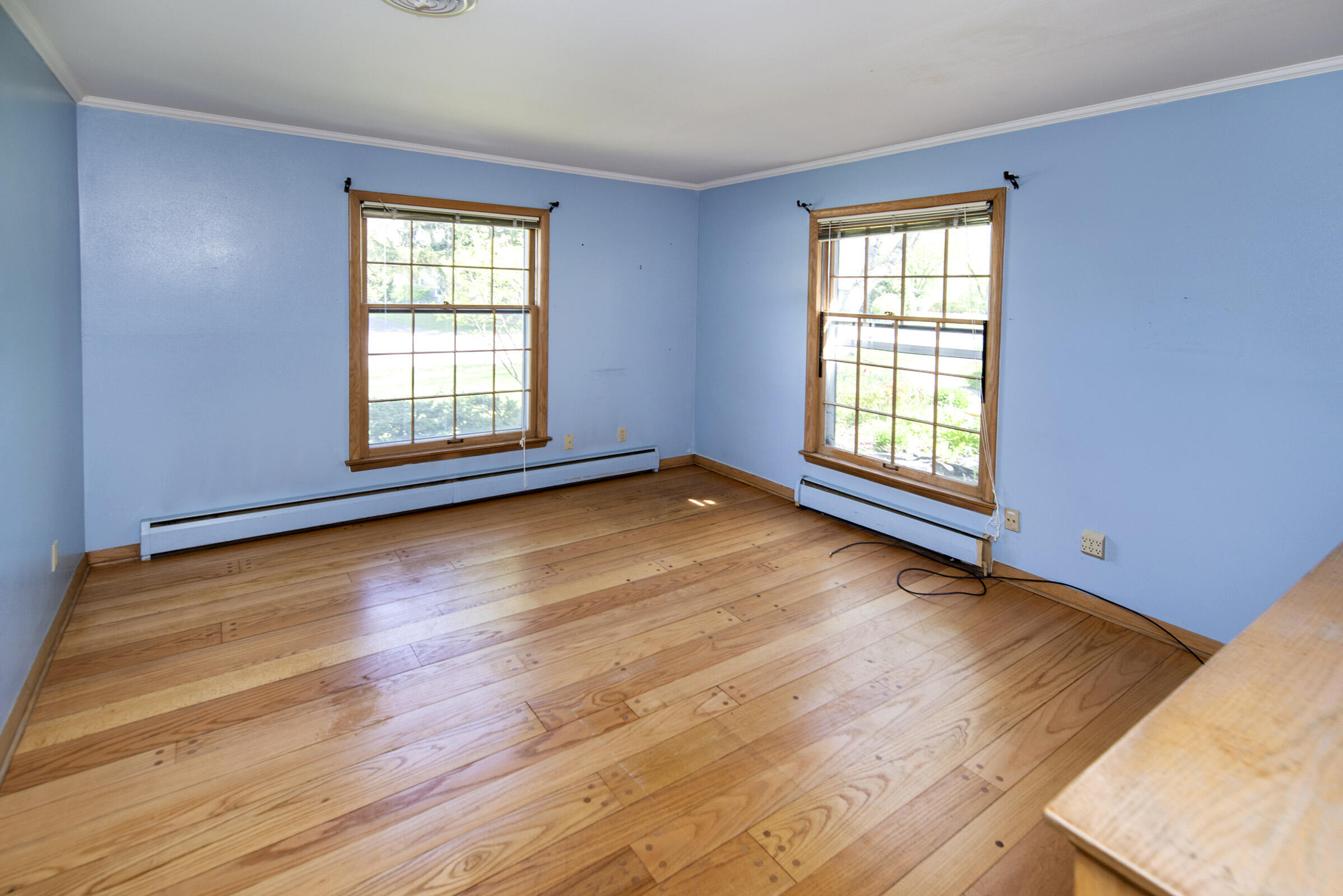 127 East Fox Dale Road Glendale, WI 53217 - Photo 49 of 79 In-Law Suite Living Room