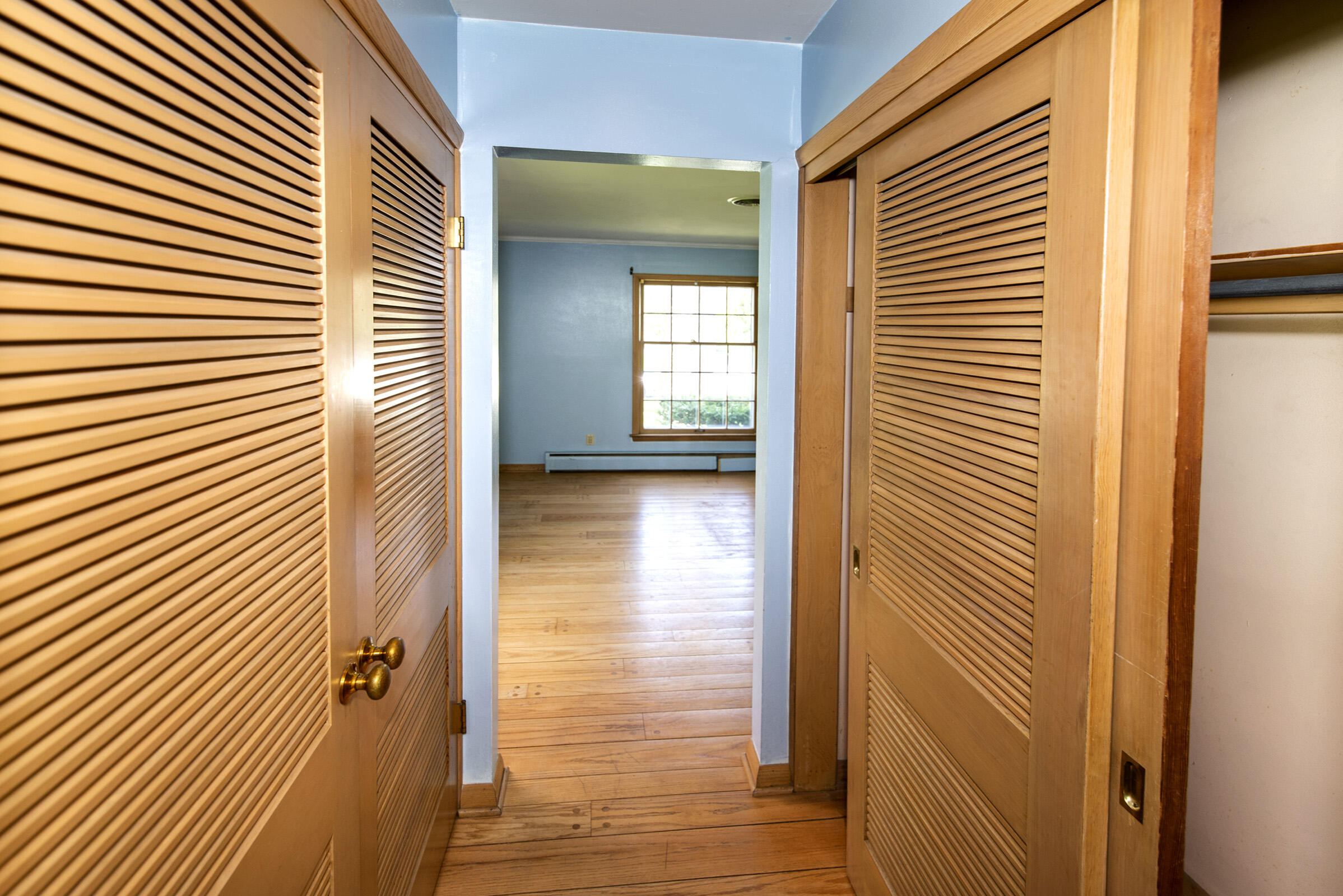 127 East Fox Dale Road Glendale, WI 53217 - Photo 59 of 79 View to In-Law Suite BR