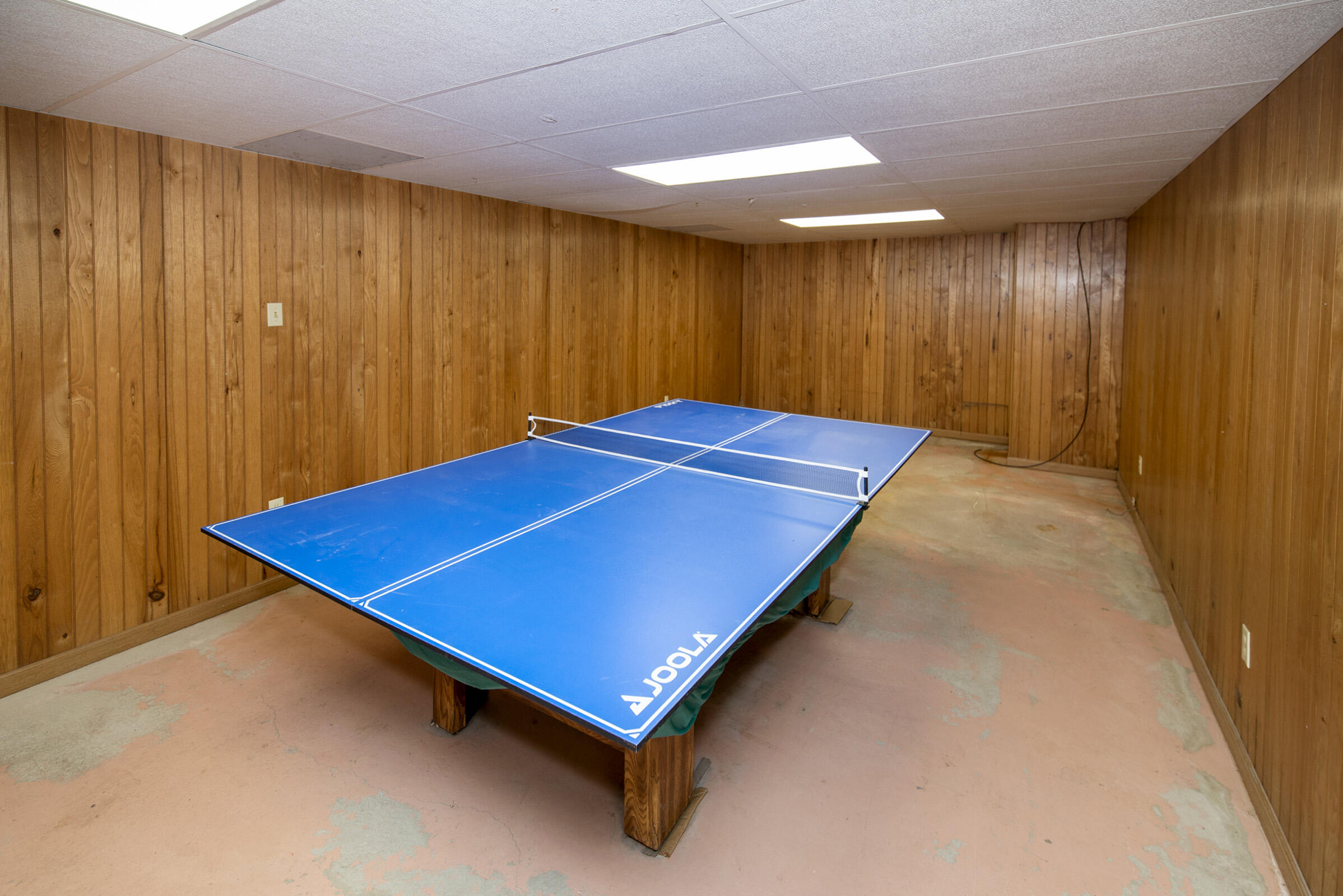 127 East Fox Dale Road Glendale, WI 53217 - Photo 62 of 79 LL Rec Room