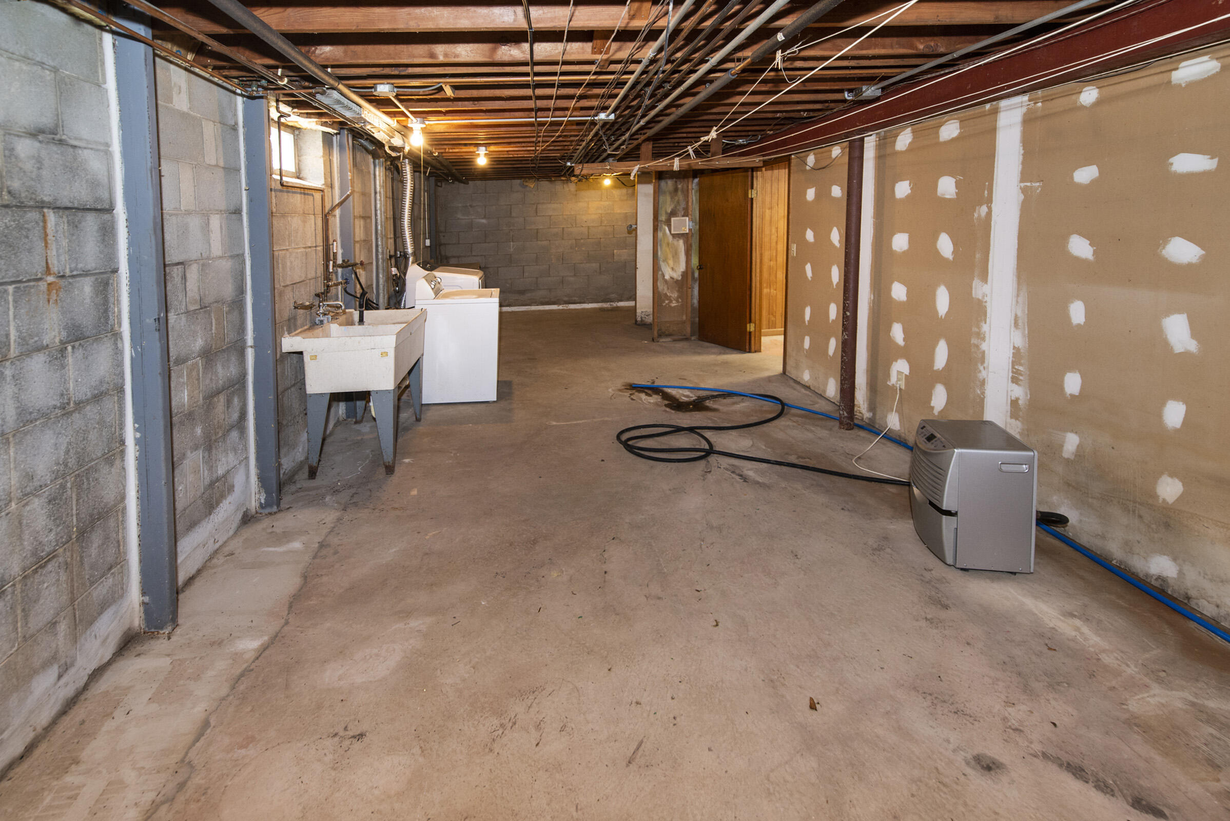 127 East Fox Dale Road Glendale, WI 53217 - Photo 67 of 79 Storage & Utility Area