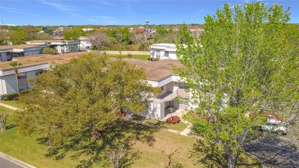 $229,995 | 122 Windtree Lane, Unit O204, Winter Garden, FL 34787