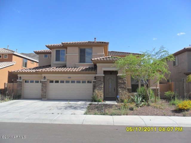 2439 West Mineral Road Phoenix, AZ 85041 - Photo 1 of 18 Front View