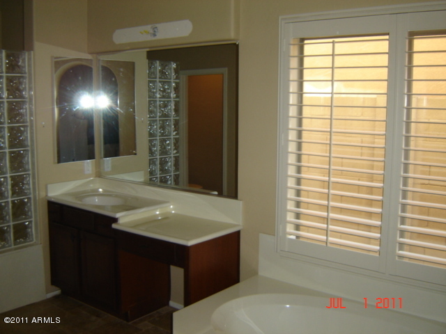 2439 West Mineral Road Phoenix, AZ 85041 - Photo 8 of 18 master bath