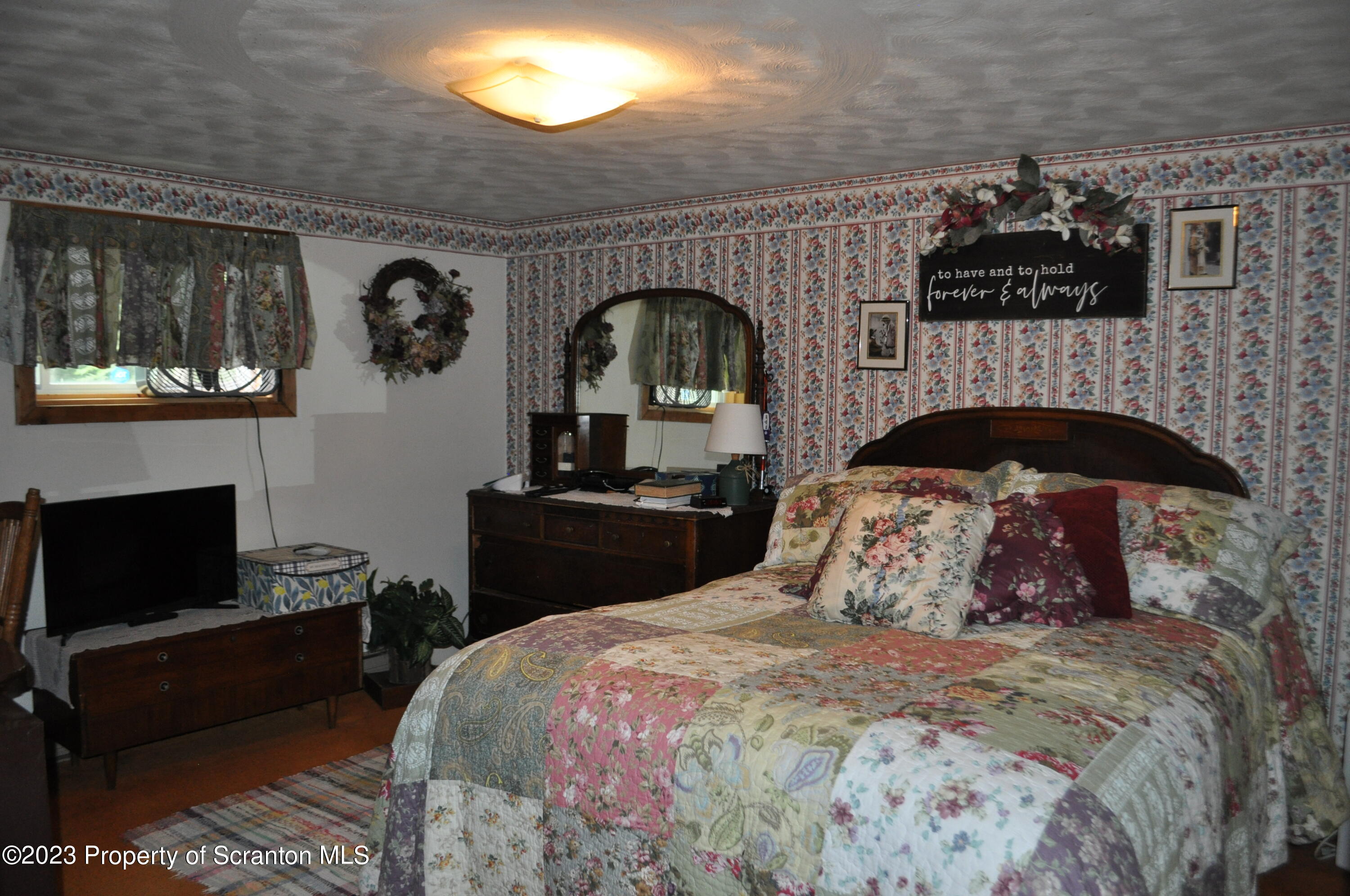 386 Scott Center Road Starrucca, PA 18462 - Photo 6 of 21 Bedroom 1