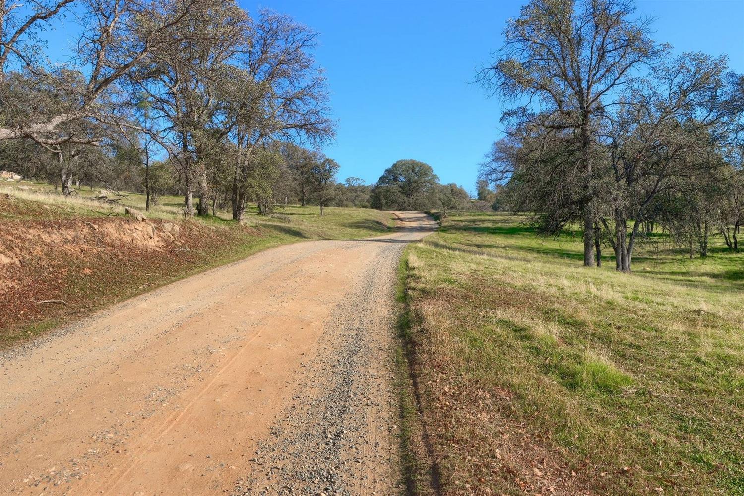 3979 Oak Grove Road Mariposa, CA 95338 - Photo 19 of 25 Gallery Image 19