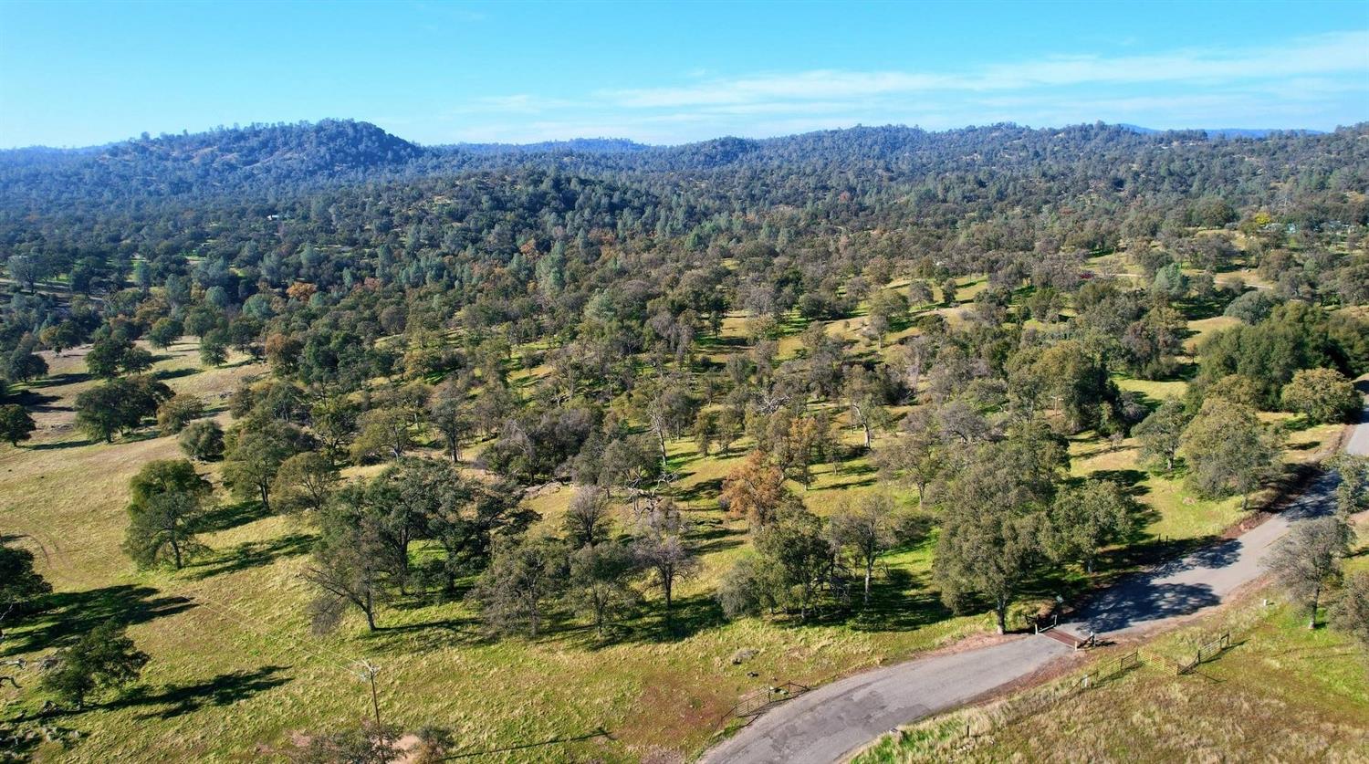 3979 Oak Grove Road Mariposa, CA 95338 - Photo 23 of 25 Gallery Image 23
