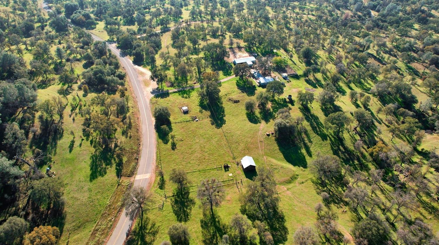 3979 Oak Grove Road Mariposa, CA 95338 - Photo 7 of 25 Gallery Image 7