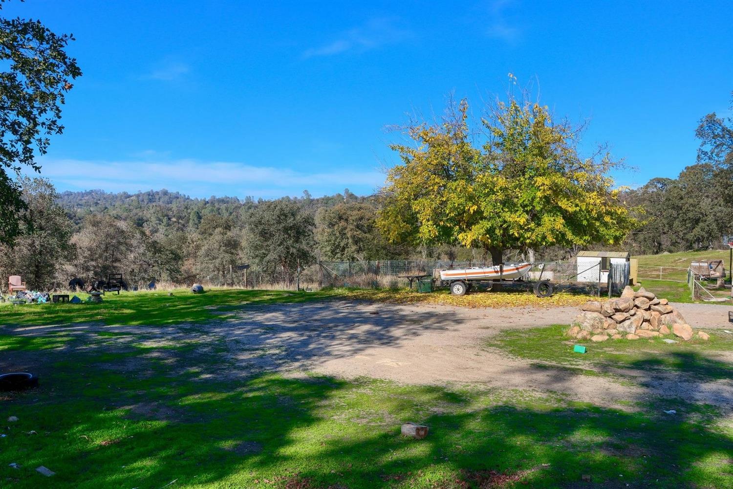 3979 Oak Grove Road Mariposa, CA 95338 - Photo 10 of 25 Gallery Image 10